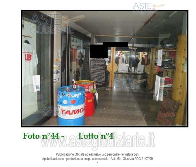 IMMOBILI-IMMOBILE COMMERCIALE-Via Giuseppe Garibaldi, 80, 09125 Cagliari CA, Italia - Foto 2