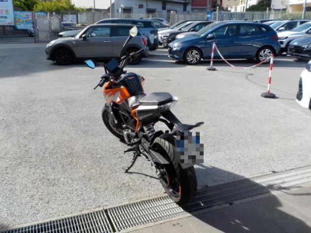 KTM 125 Duke Anno 2018 rif. 23807792 - Foto 10