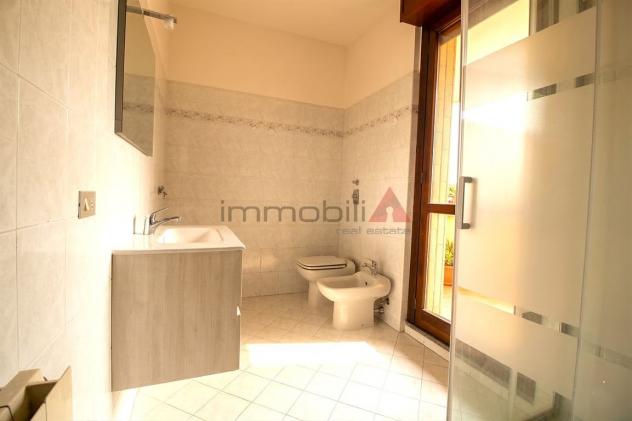 AFFITTASI Ampio 3 locali con terrazzi, cantina e box. - Foto 10