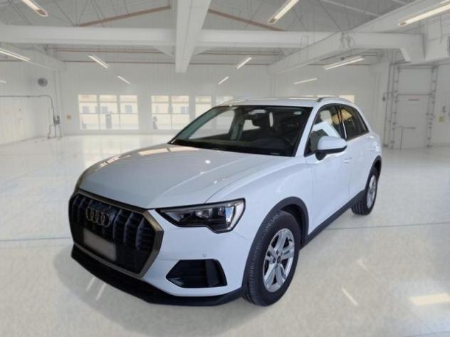 AUDI Q3 35 TDI S tronic Business rif. 24121643