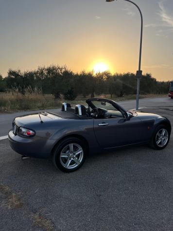 Mazda MX-5 Roadster 1.8L 16V Earth - Foto 2