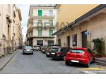 Negozio in affitto a Acireale