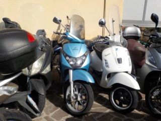 PIAGGIO Beverly 250 Anno 2006 rif. 24045109