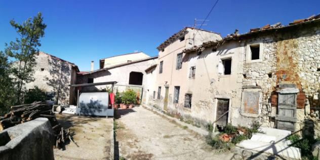 Rustico / Casale di 268 m² con più di 5 locali in vendita a Val Liona - Foto 2