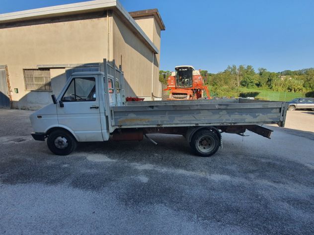 Iveco Daily I 35-8 2.4 D 72CV Cassone Fisso - Foto 3