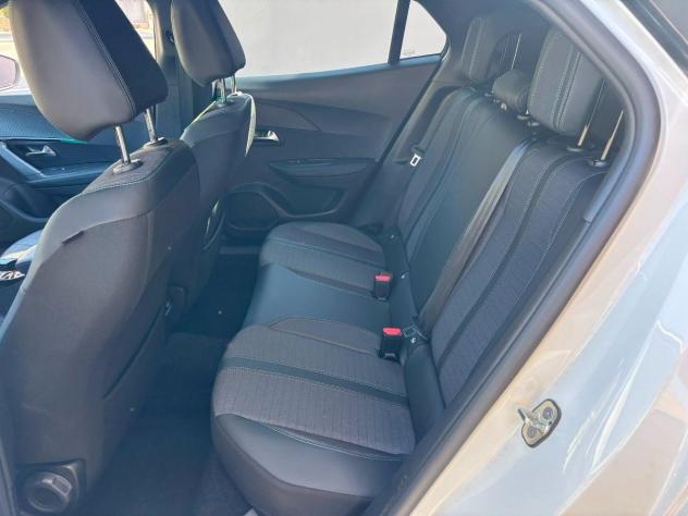 PEUGEOT 2008 1.5 BlueHDi 130 CV S&S EAT8 Allure - Foto 10