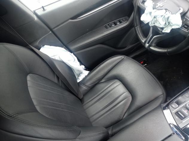 Maserati Levante 3.0 350cv Benz. 99000km-2018 - Foto 10