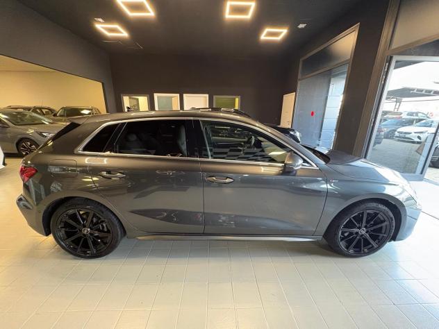 AUDI A3 4ª serie A3 SPB TDI 110 kW S tronic S line edition - Foto 4