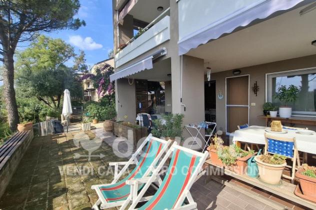 Villetta a schiera di 328 m² con più di 5 locali e posto auto in vendita a Pesaro - Foto 6