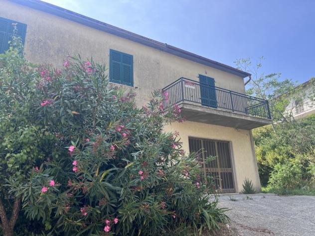 casa indipendente in vendita a Manciano in zona Saturnia
