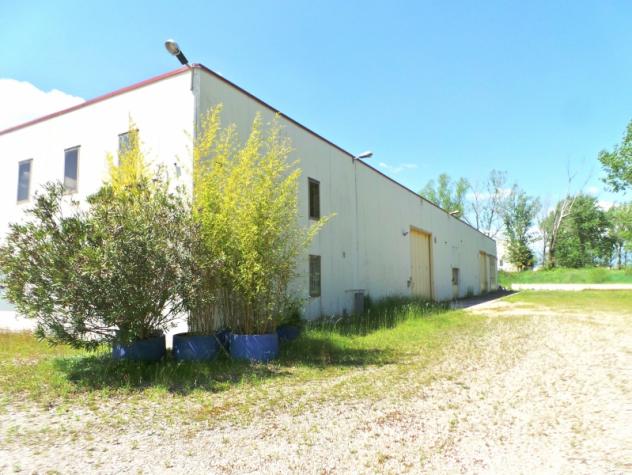 locale di sgombero in vendita a Remanzacco