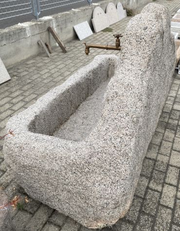 Grande fontana di granito con orso scolpito - Foto 4