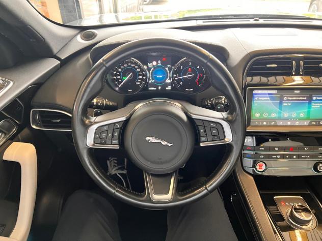 Jaguar E-Pace 2.0D 180 CV AWD - Foto 8