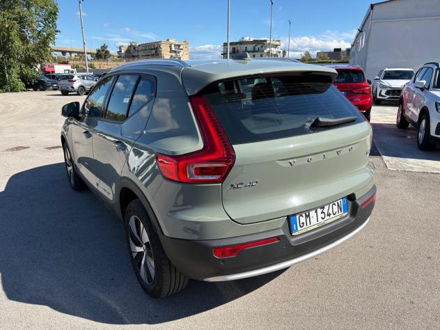 Volvo XC40 T2 AUT. CORE - Foto 2