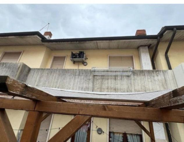 Immobile in asta di 135 m² con più di 5 locali e box auto in vendita a Castelgomberto - Foto 4