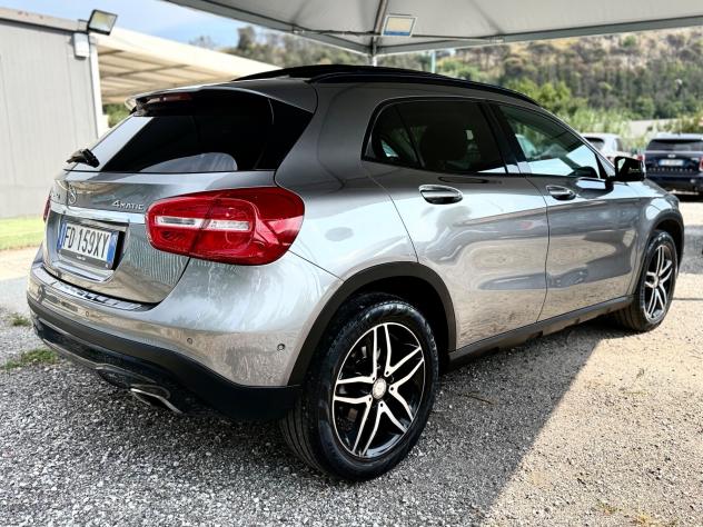 Mercedes GLA 200d 4Matic Enduro *TETTO*CRONOLOGIA TAGLIANDI - Foto 8