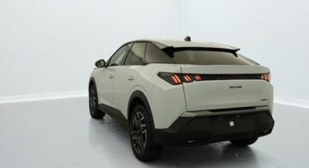 PEUGEOT 3008 Hybrid 145 e-DCS6 Allure rif. 21862377 - Foto 8