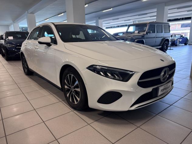 Mercedes-Benz Classe A A 180 d Advanced auto - Foto 2