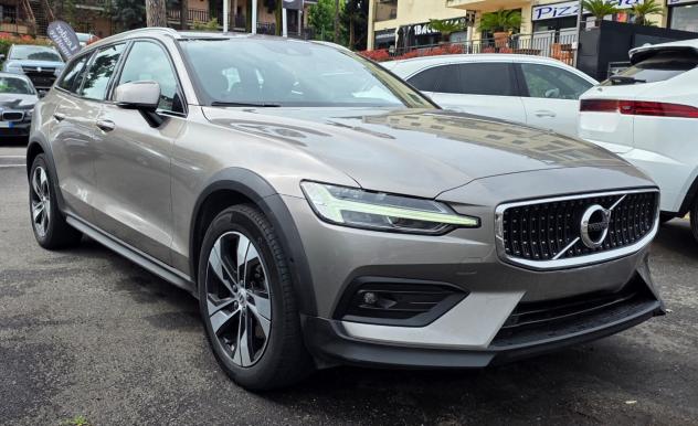 Volvo V60 Cross Country B4 (d) AWD automatico Plus - Foto 3