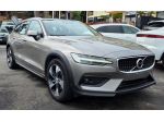 Volvo V60 Cross Country B4 (d) AWD automatico Plus