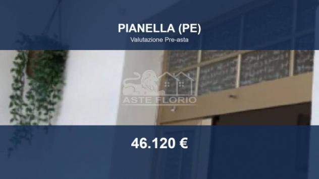 Immobile in asta di 139 m² con più di 5 locali e box auto in vendita a Pianella