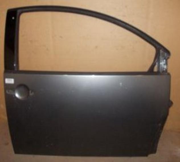 PORTA D. GRIGIO MEDIO NO ALZ. VOLKSWAGEN NEW BEETLE (9C) 3 porte 999-U37588 Carrozzeria  Lamierati esterni  Porte  Porta ant. dx. VOLKSWAGEN - NEW BEE