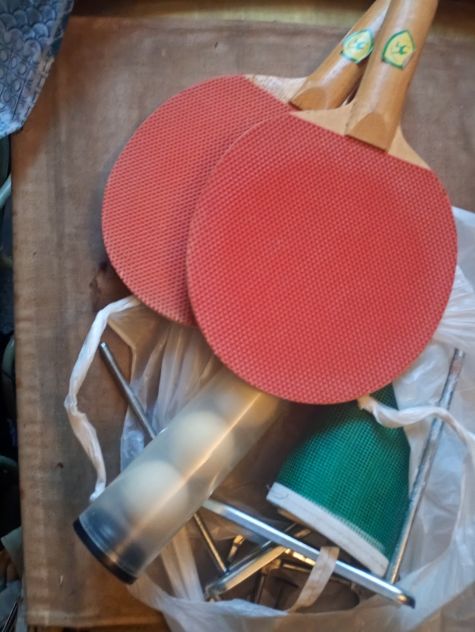 attrezzatura per PING PONG