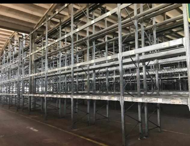 scaffalatura industriale