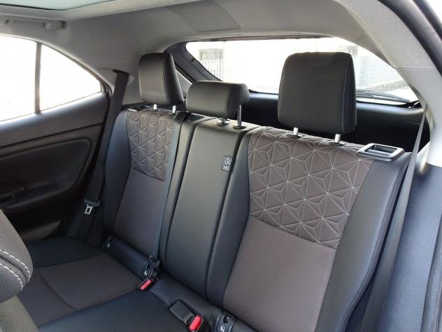 Toyota Yaris Cross 1.5 Hybrid 5p. E-CVT Lounge - Foto 10