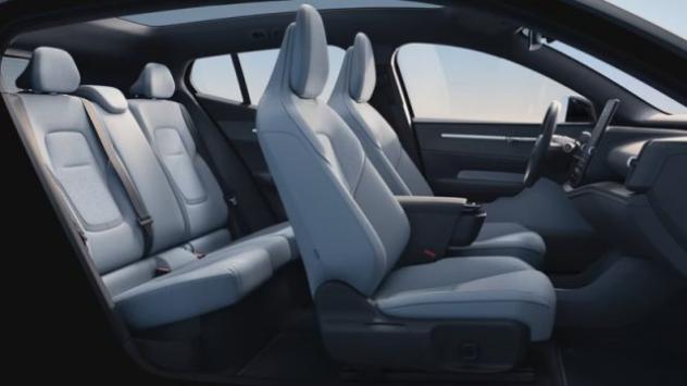 VOLVO EX30 P5 Long Range Plus Black Edition N1 (2023--) rif. 23759676