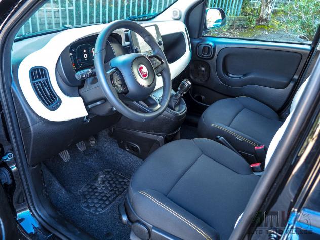 FIAT Panda 1.0 S&S Hybrid Pandina ITALIANA - Foto 7