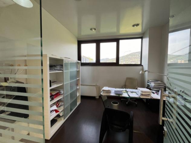 Immobile di 1650 m² con più di 5 locali in vendita a Brescia - Foto 14