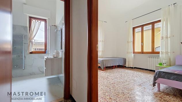 APPARTAMENTO di 5 vani e di 94 mq (ALTOPASCIO) rif. 3566 - Foto 14