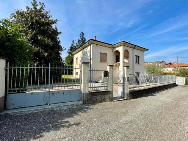Azzate – Villetta singola con giardino privato € 285.000 – Libera subito - Foto 3