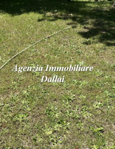 Scarperia - Terratetto con giardino e posti auto