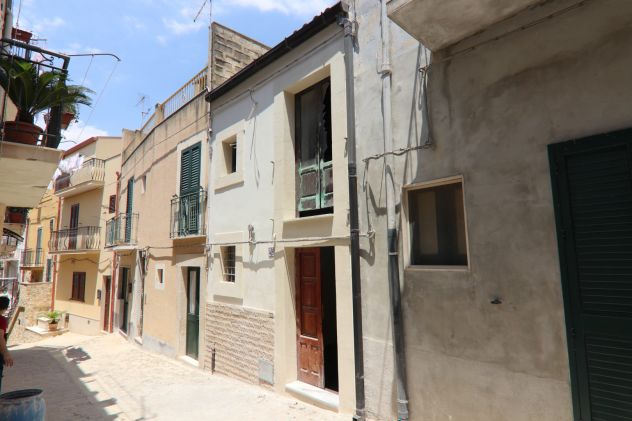 Scicli, minimalismo nel cuore del centro storico