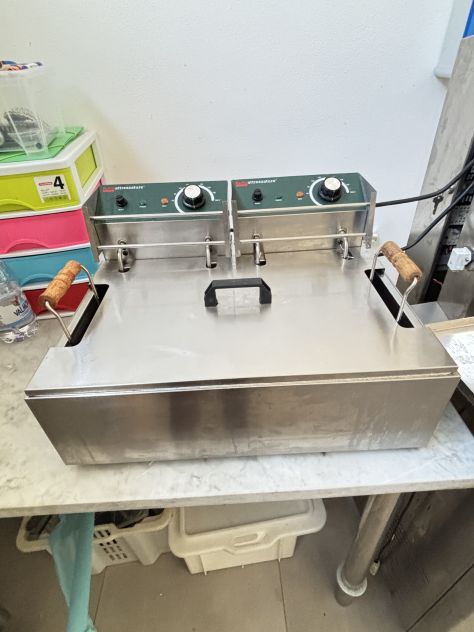 Friggitrice Professionale 10 Litri ACCIAIO INOX - OTTIME Condizioni