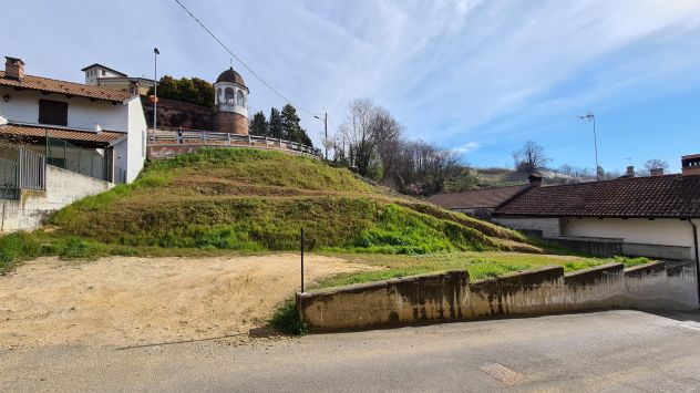 VENDESI TERRENO FABBRICABILE COLLINARE PANORAMICO