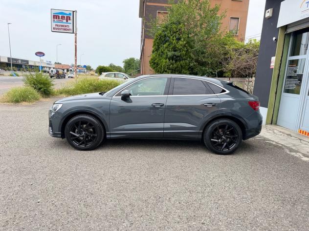 Audi Q3 Business 2.0 35 TDI #11754 - Foto 2