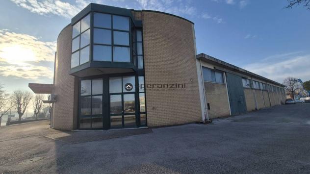 BELLOCCHI: Fano bellocchi vendita opificio industriale completamente indipendente
nel cuore pulsante della zona industriale di fano proponiamo in vend - Foto 10