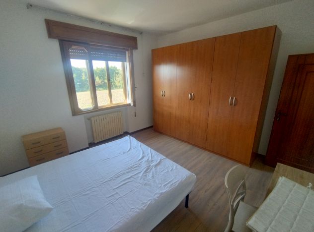 disponibili stanze singole in zona crocifisso/guizza - Foto 4