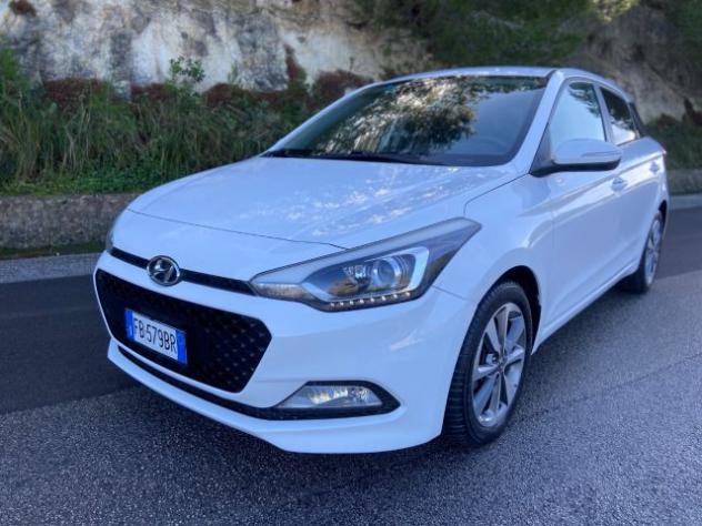 HYUNDAI i20 1.1 CRDi 12V 5 porte Comfort NEOPATENTATI rif. 24013507 - Foto 2