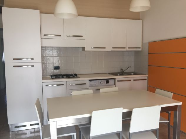 Appartamento trilocale centralissimo a 2 passi dal mare - Foto 4