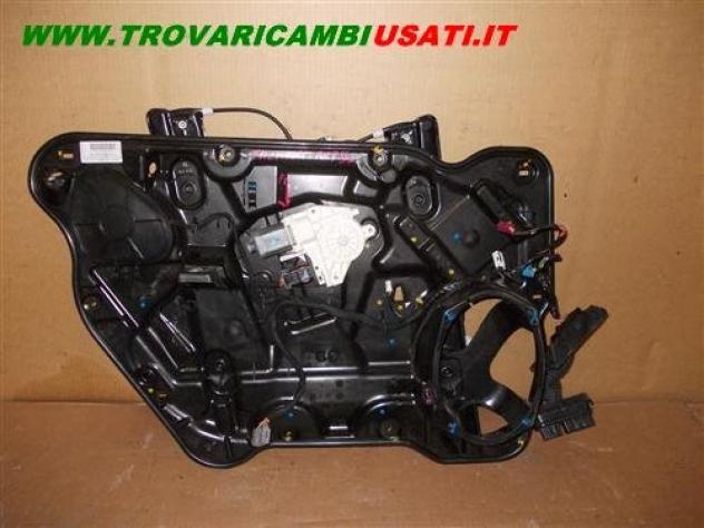 ALZACRISTALLO ELETTR. PORTA ANT. S. 5 FILI FIAT FREEMONT (JC49-24)  Carrozzeria  Lamierati esterni  Porte  Alzacristallo por FIAT - FREEMONT - 01-04-2