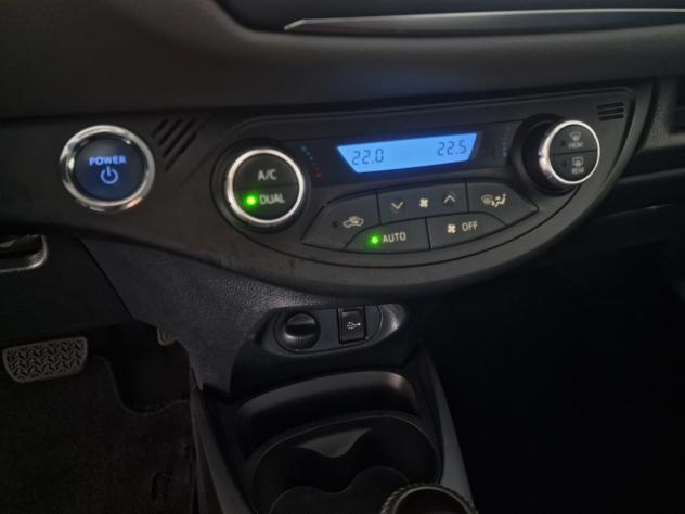 Toyota Yaris 1.5 Hybrid Automatica - Foto 10