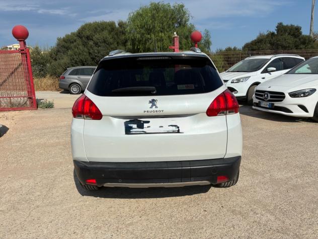 Peugeot 2008 BlueHDi 100 S&S Black Matt - Foto 7