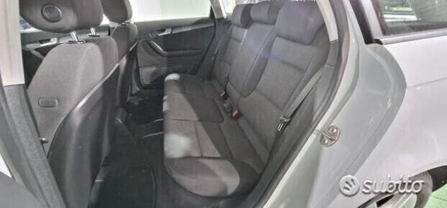 Audi A3 sportback 1.6 tdi 90 cv neopatentati 2013 - Foto 10