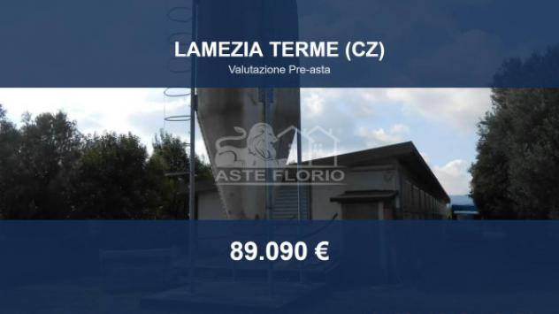 Immobile in asta di 481 m² con più di 5 locali in vendita a Lamezia Terme