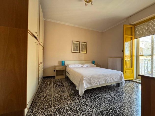 SOLUZIONE INDIPENDENTE SU TRE LIVELLI CON TERRAZZO - Foto 5