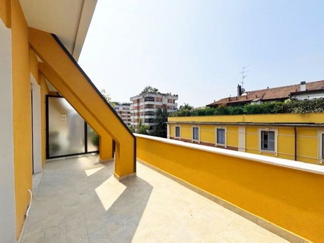 QUADRILOCALE CON TERRAZZO ARREDATO MM P. ROMANA